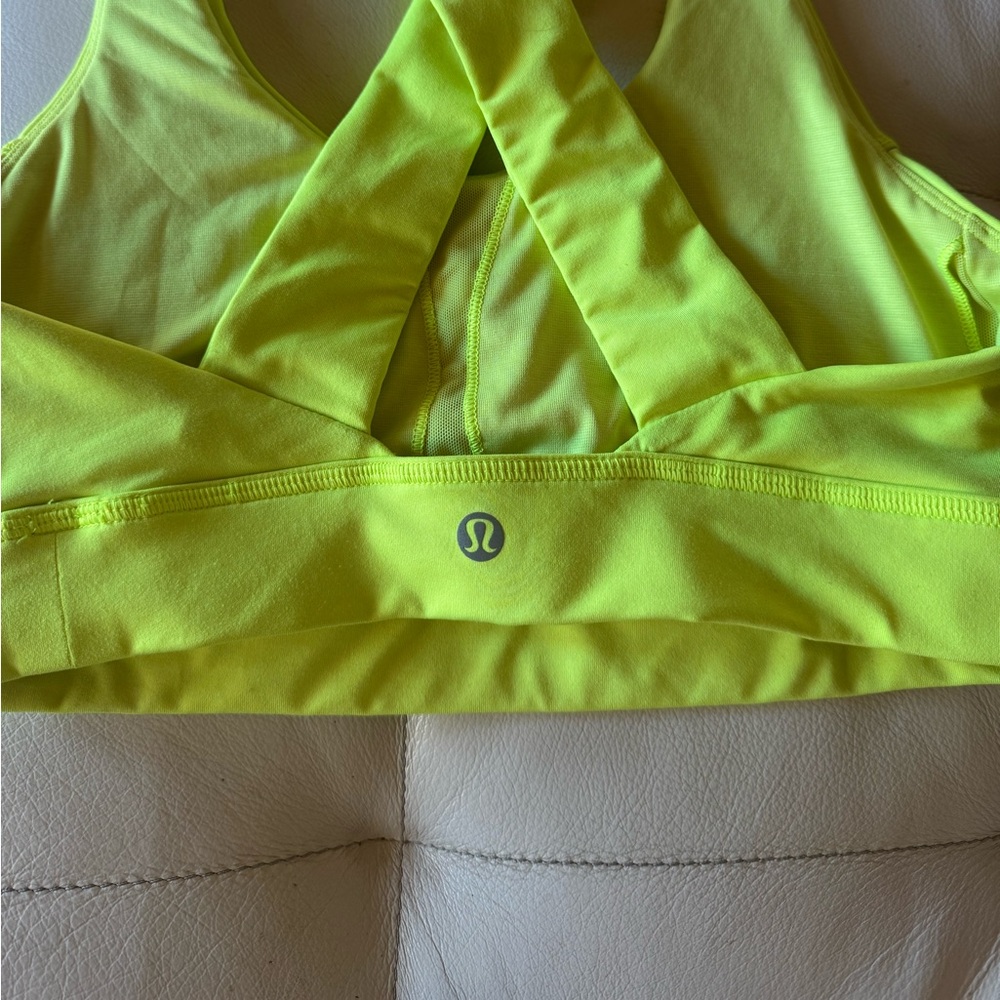 Lululemon sport bra